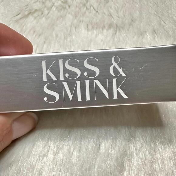 NIB Kiss & Smink Lip Aura Tinted Lip Oil Peony Full Size 3.5ml - Picture 5 of 12